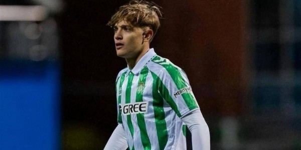 3球8助攻，曼联夏窗头号目标曝光！20岁西甲天才意甲爆红，身价翻倍仍遭疯抢