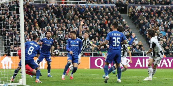 欧冠风波：安东尼·戈登怒斥名宿“胡言乱语”，病中出战意愿遭质疑后赛场正名