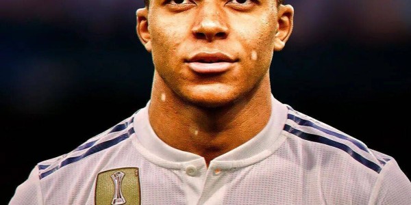 虽然皇马有可能四大皆空，但5月和7月，姆巴佩的确有可能连续打破两个足坛纪录