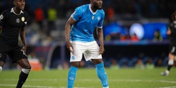 意甲：那不勒斯vs佛罗伦萨，谁能重返胜轨？