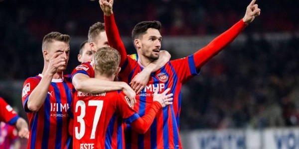 德甲中游对决：门兴迎战沃尔夫斯堡，谁能抢占联赛有利位置？